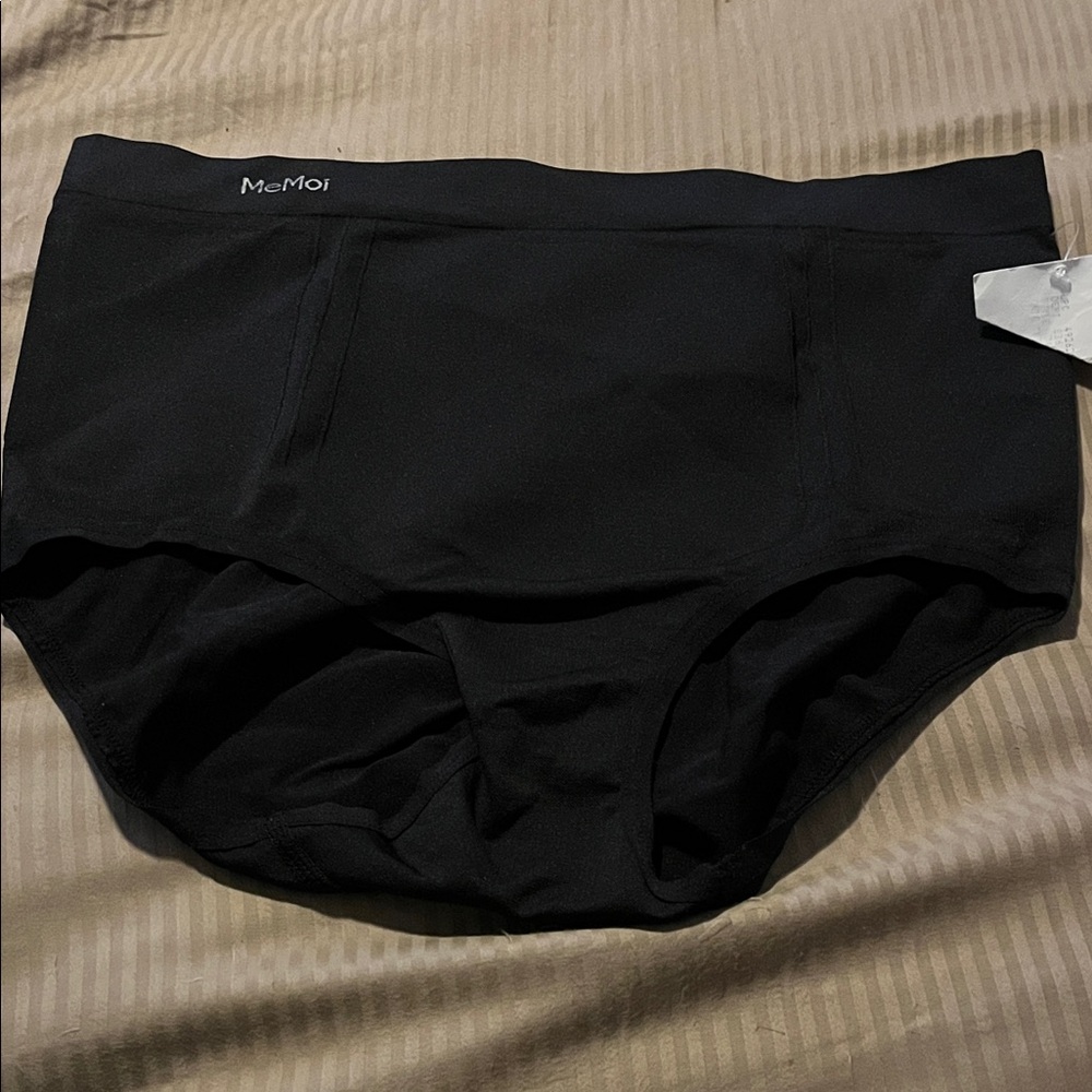 MeMoi Women’s High-Waist Shaping Briefs in Black